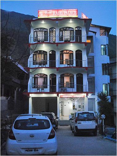דרמסאלה Raja'S Palace מראה חיצוני תמונה